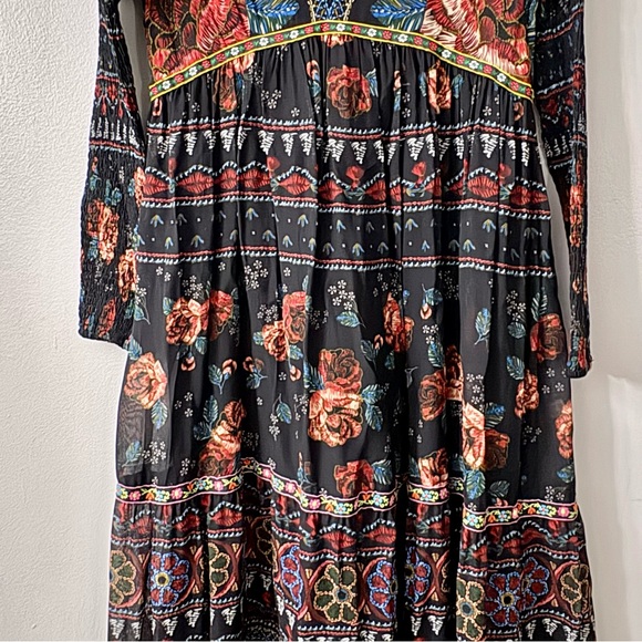 FARM Rio Floral Maxi Dress Tapestry Tropical Tiered Smocked Sleeve - Picture 3 of 8